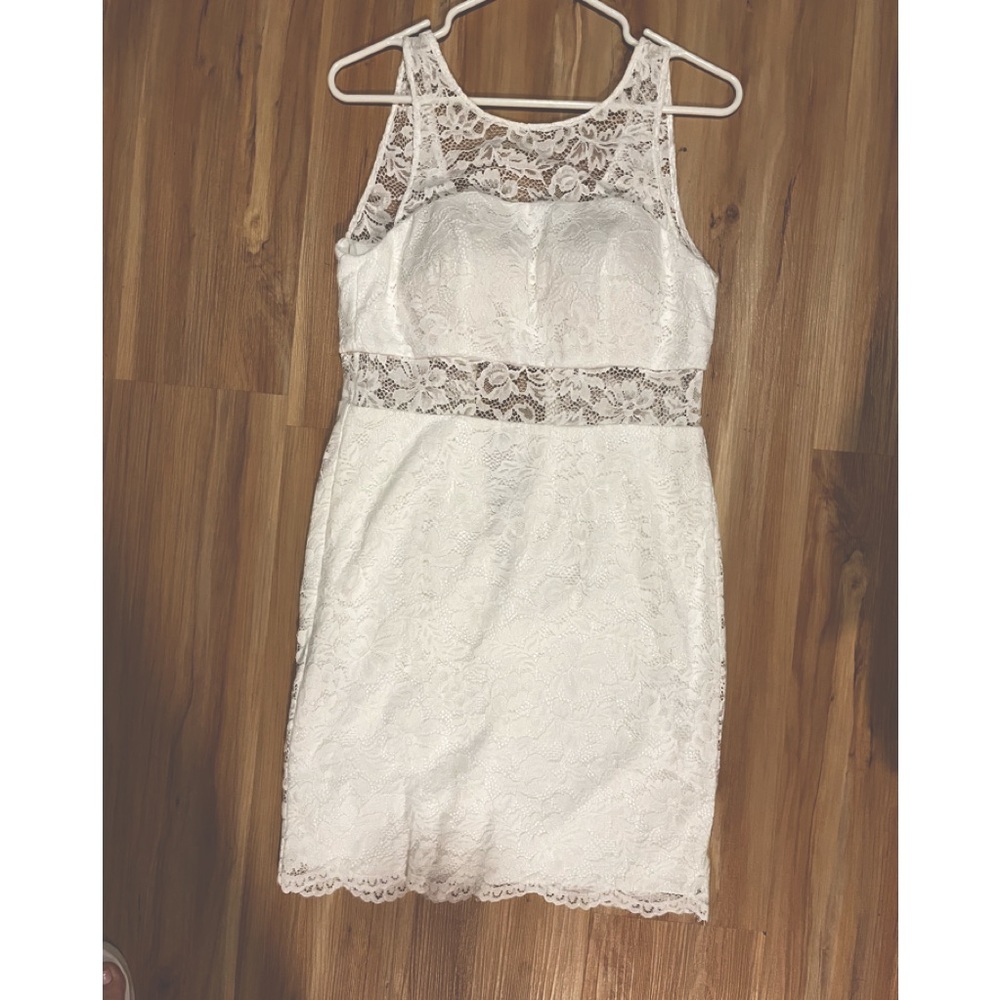 White lace cocktail dress NWOT never worn brand new!